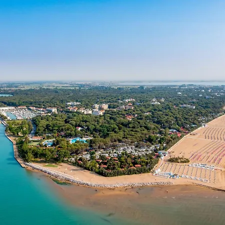 Apartament In 31416 *